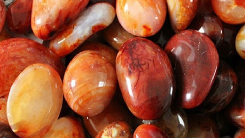 Akik taşı nedir, nerelerde bulunur? Akik taşının faydaları nelerdir, ne için kullanılır?