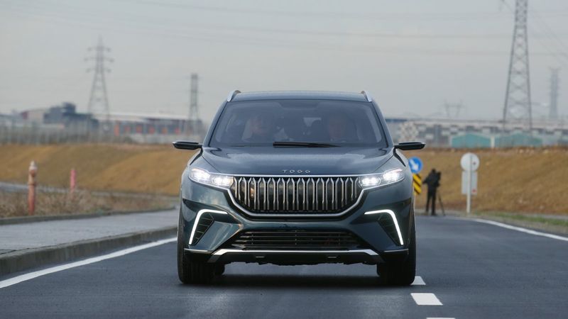 Alman basını: Türkiye yerli otomobille Tesla ve Volkswagen'e meydan okuyor