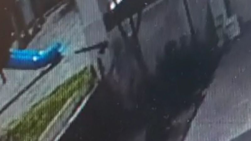 Denizli’de tüfek ile parkta oynayan çocukları hedef aldı