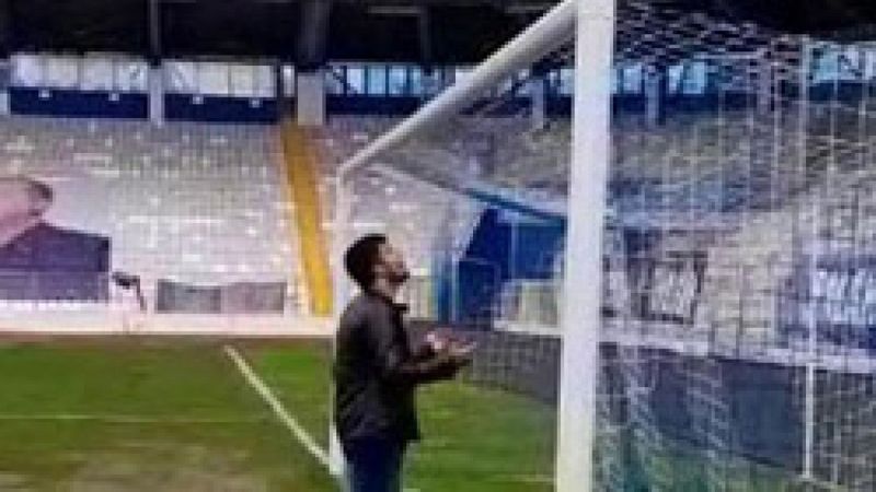 BB Erzurumspor - Beşiktaş maçı öncesi kale önünde dua eden genç: Büyü değil mizah çekimiydi