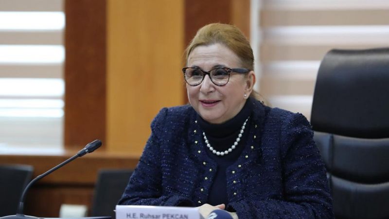 Ruhsar Pekcan: Türkiye, Libya'nın kalkınma hamlelerinin yanında