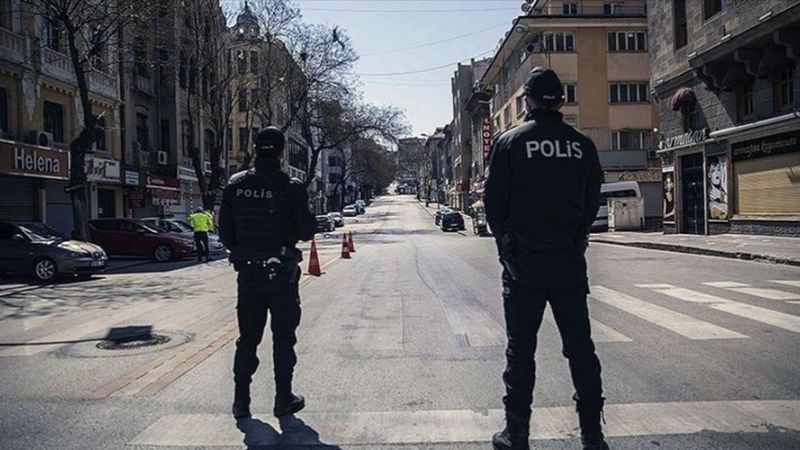 Hafta içi sokağa çıkma yasağı saatleri değişti mi, kaçta başlayacak? Yeni sokağa çıkma saatleri..