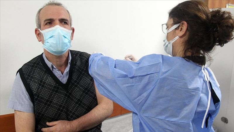 İftar sonrası aşılama çalışmaları yurt genelinde devam ediyor