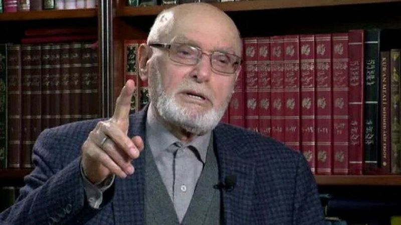 Ali Özek kimdir? Yazar ve Akademisyen Ali Özek neden öldü, kaş yaşındaydı?