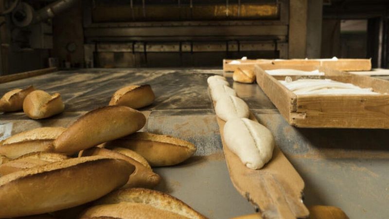 Hafta sonu fırınlar kaça kadar açık? 18 Nisan 2021 Pazar fırınların çalışma saatleri