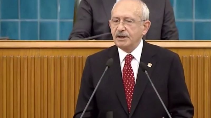 Kemal Kılıçdaroğlu, grup toplantısında konuşmakta zorlandı