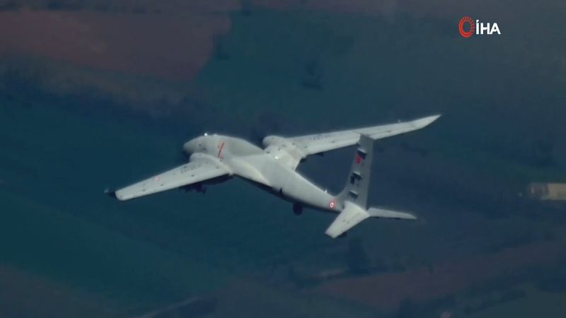 Bayraktar AKINCI TİHA ilk test atışında 12'den vurdu