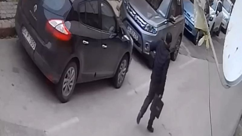 Edirne’de arabaların camlarını kıran hırsız yakalandı