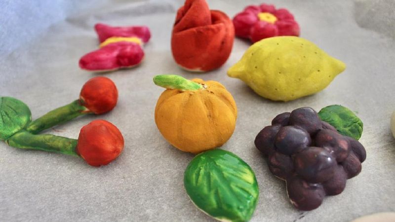 Çocuklar için geliştirici ve eğlendirici 23 Nisan aktivitesi: Tuz seramiği