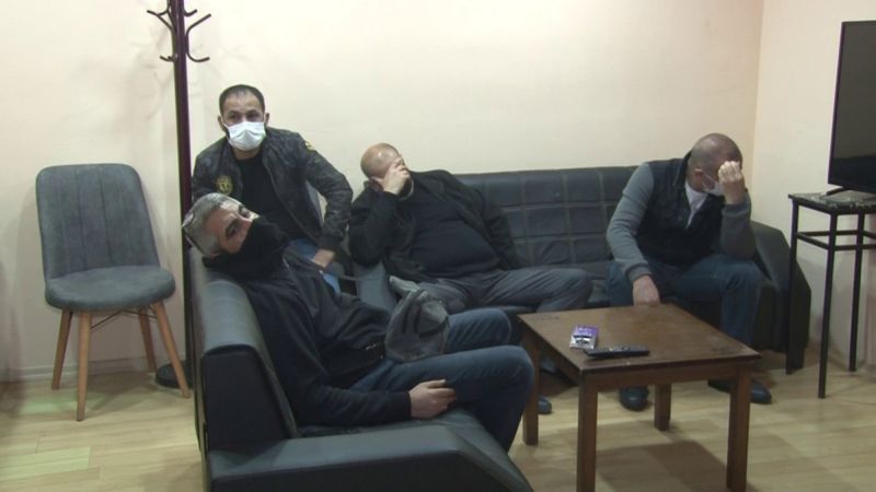 İstanbul'da kumar baskını: Canımız sıkkın, hastalığımı konuşuyorduk