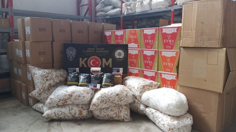 Adana’da milyonlarca kaçak makaron ve tonlarca kaçak tütün ele geçirildi