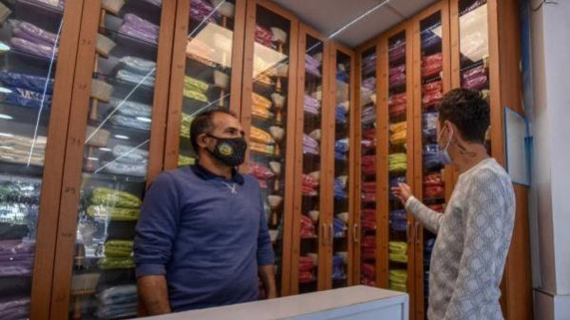 Antalyalı berberden müşterilerine özel dolap