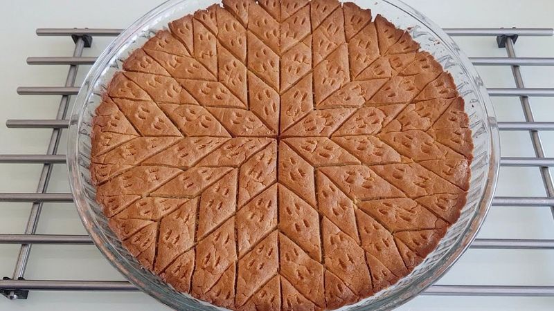 Baklava muadili: Arnavut mutfağından lokum kıvamında tezpişte tatlısı
