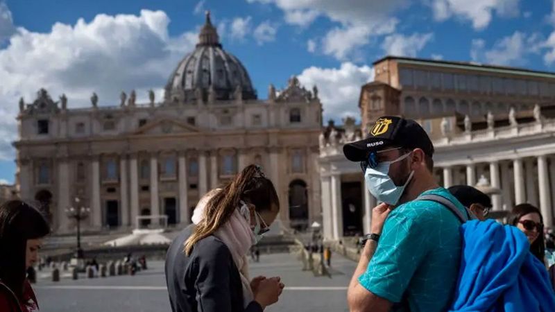 İtalya’da son 24 saatte 10 bin 404 yeni vaka