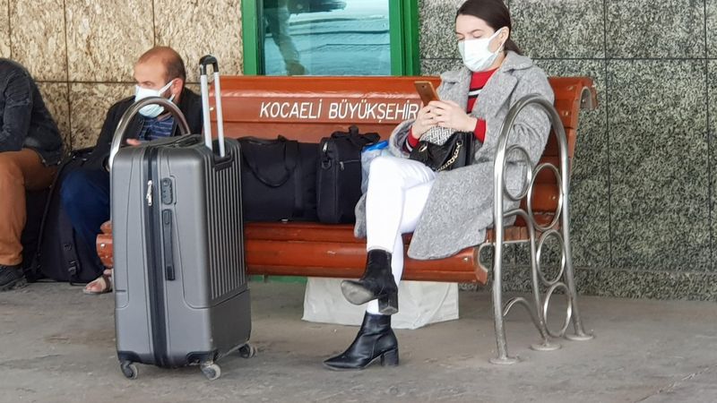 İzmit'te otogarlarda yoğunluk yaşanıyor