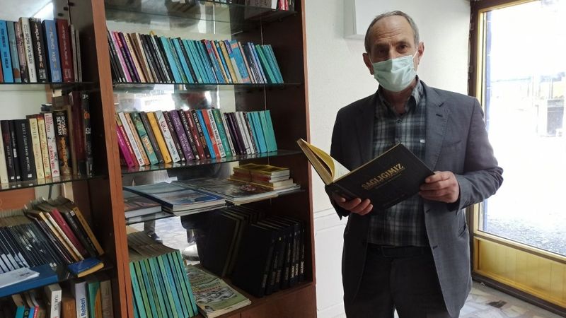 Samsunlu muhtar mahallesine kütüphane kurdu