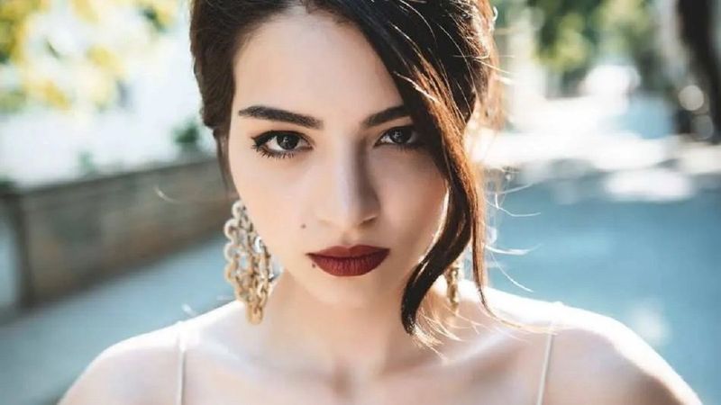 Kırmızı Oda'nın Mitra'sı Melisa Aslı Pamuk kimdir? Melisa Aslı Pamuk hakkında bilgiler