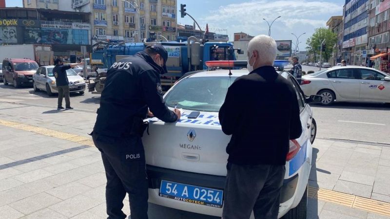 Sakarya'da izin belgesi olmadan dışarı çıktı, cezadan kurtulamadı