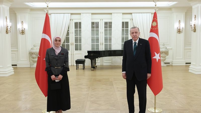 Cumhurbaşkanı Erdoğan öğretmenlerle iftar yaptı