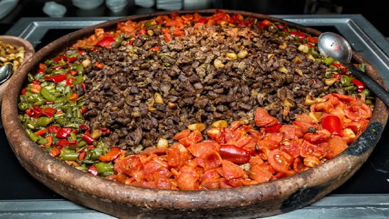 Kahramanmaraş'ın tescilli yemeği: Eli böğründe tarifi