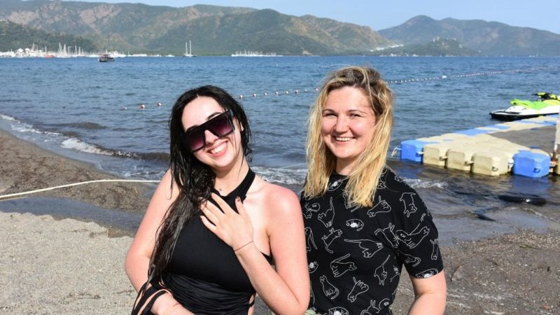 Marmaris turistlere kaldı