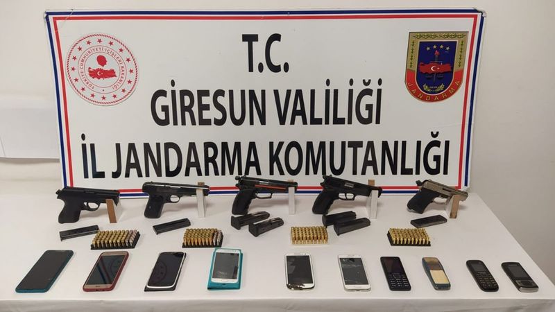 Giresun’un genç kızları taciz ettiği tespit edilen şüpheli yakalandı