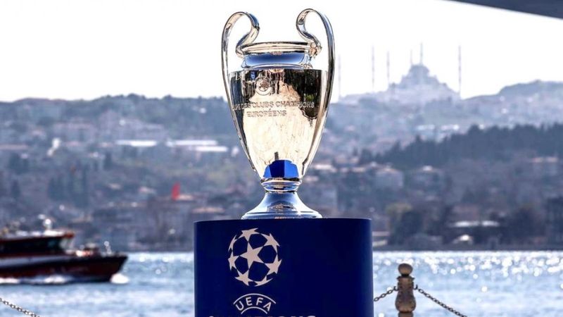 Bakan Kasapoğlu'ndan Manchester City ve Chelsea’ye: En unutulmaz anların şehri sizi bekliyor