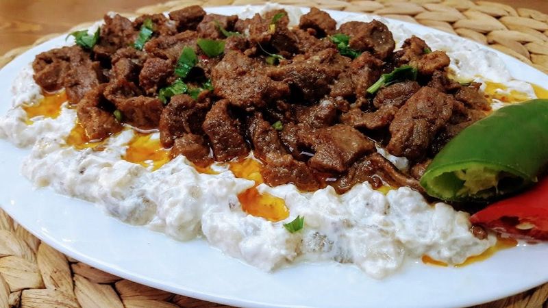 Ekonomik ve lezzetli: Antep usulü alinazik kebabı tarifi