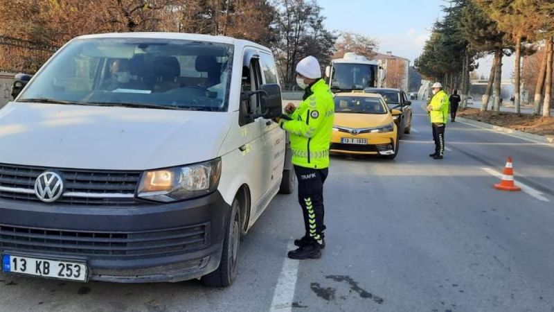 Bitlis'te denetimler devam ediyor: 329 bin 555 lira ceza kesildi