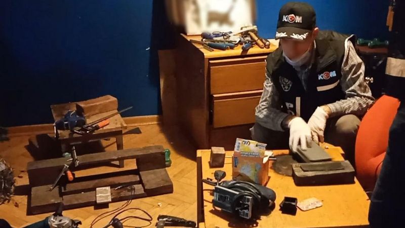 Eskişehir'de odasını silah atölyesine çeviren şahıs yakalandı