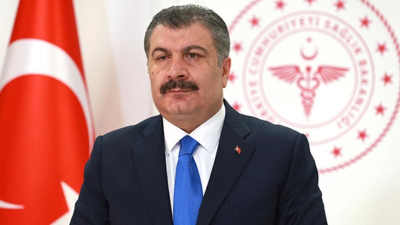 Bakan Koca'dan bayram mesajı: Kısıtlamaların kademeli olarak kalkacağı günlere ulaşıyoruz