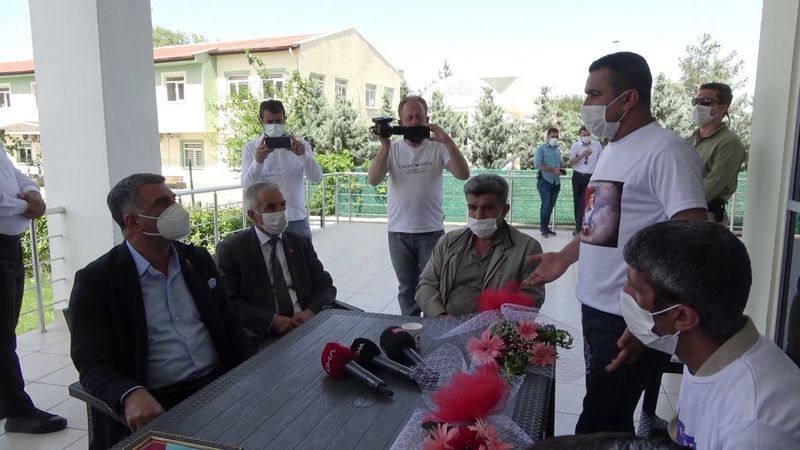 Ailelerden CHP’ye, ’çekin elinizi HDP’den' tepkisi