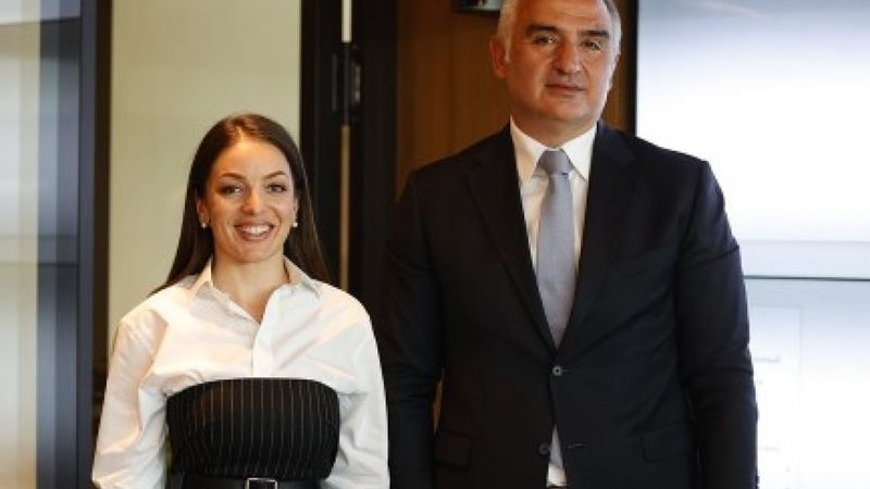 Mehmet Nuri Ersoy: Rusya hava trafiğini açılması talebini olumlu karşıladı