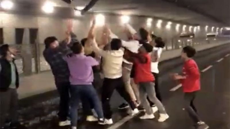 Esenyurt’ta magandalar tünel kapattı