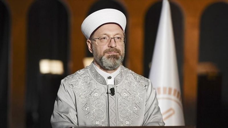 Diyanet İşleri Başkanı Erbaş: Gençler, Filistin davasını aklınızdan çıkarmayın