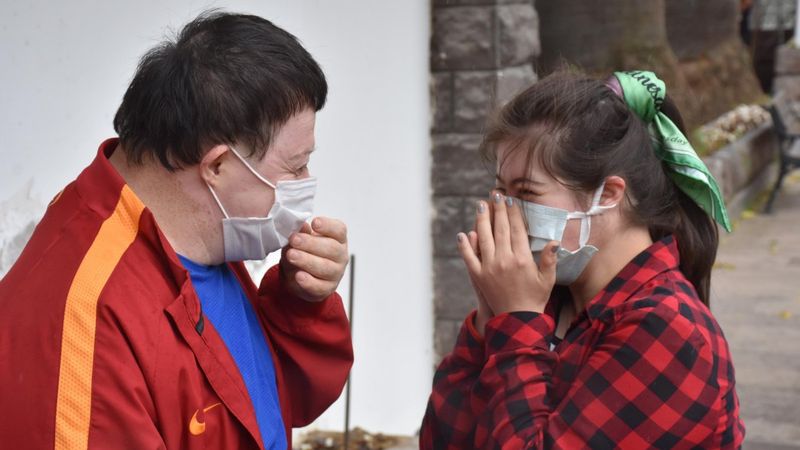 Down sendromlu Ece ve Serdal, 15 ay sonra aşı sayesinde kavuştu