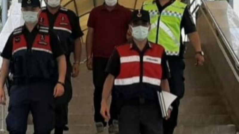 İzmir'de hakkında 25 yıl kesinleşmiş hapis cezası bulunan zanlı, 10 yıl sonra yakalandı