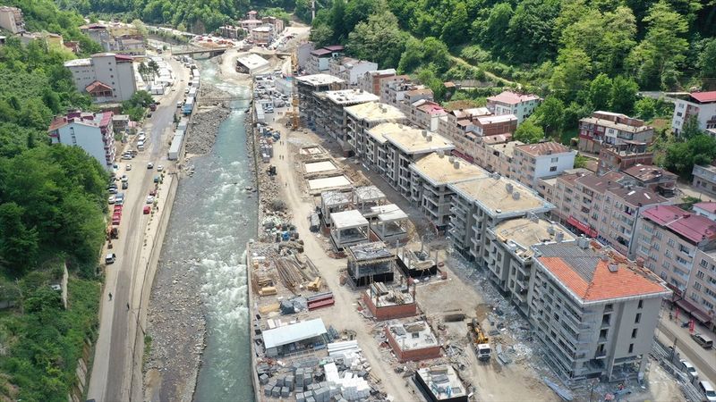 Giresun Dereli'de yeni yapıların inşasında sona doğru