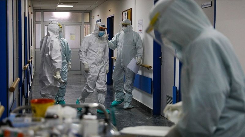 DSÖ: Dünya genelinde en az 115 bin sağlıkçı koronaya yenildi