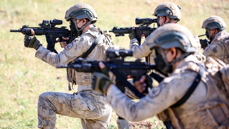 Diyarbakır kırsalında narko-terör operasyonu