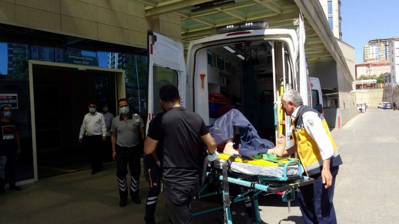 Siirt'te yolcu minibüsü devrildi