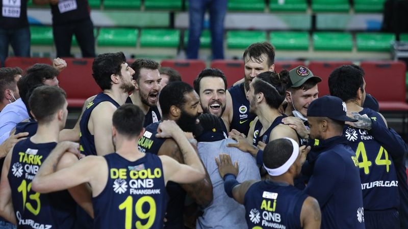 Basketbol Süper Ligi finalinde Anadolu Efes'in rakibi Fenerbahçe