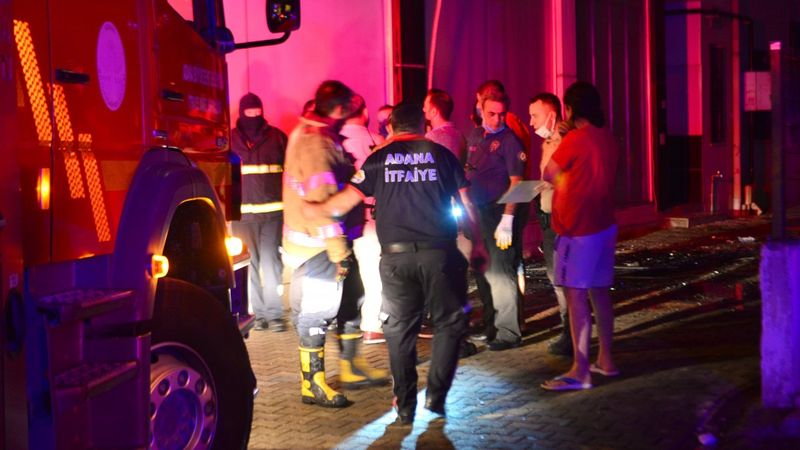 Adana'da ev yangını: 1 kadın öldü