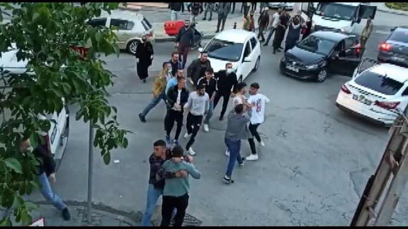 Pendik’te yol verme kavgası