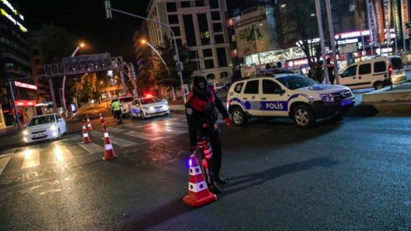 31 saatlik sokağa çıkma kısıtlaması sona erdi