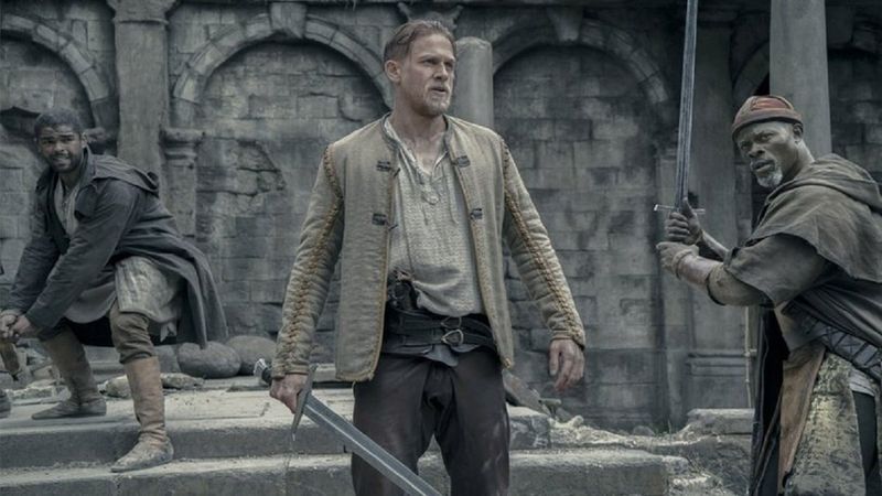 Kral Arthur: Kılıç Efsanesi filmi konusu nedir? Kral Arthur: Kılıç Efsanesi filmi oyuncuları..