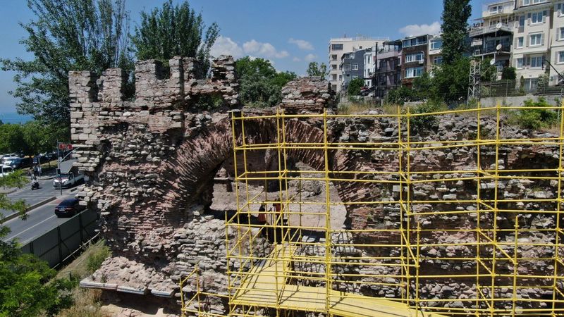 Fatih'te, Bukoleon Sarayı'nda restorasyon çalışmaları başlatıldı