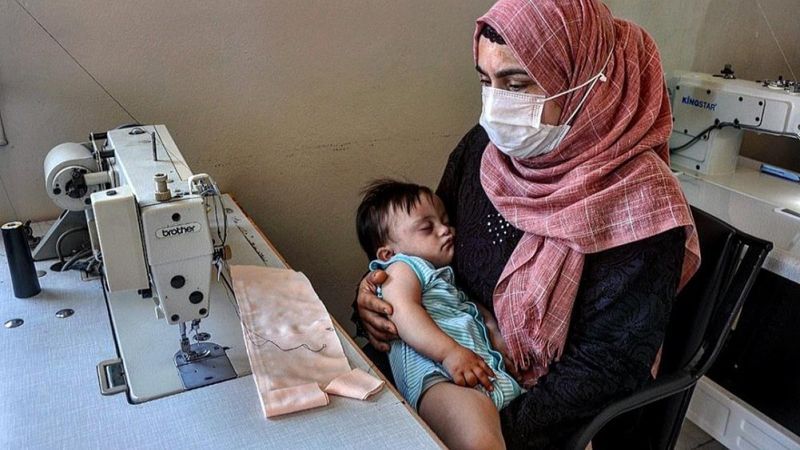 Suriyeli kadınlar, Türkiye'de hayata tutunmaya çalışıyor