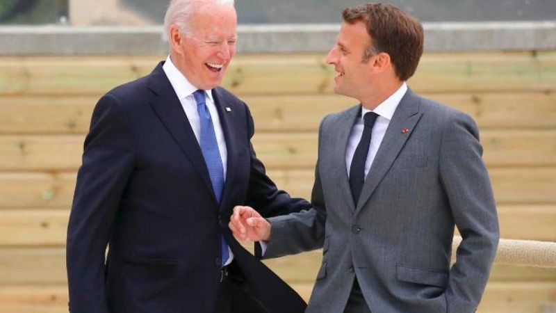 Emmanuel Macron: Biden, özgürlükçü dünyanın işbirlikçi lideri
