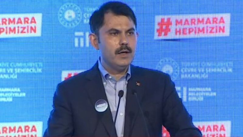 Murat Kurum: Müsilajın tehlikeli atık olmadığını tespit ettik